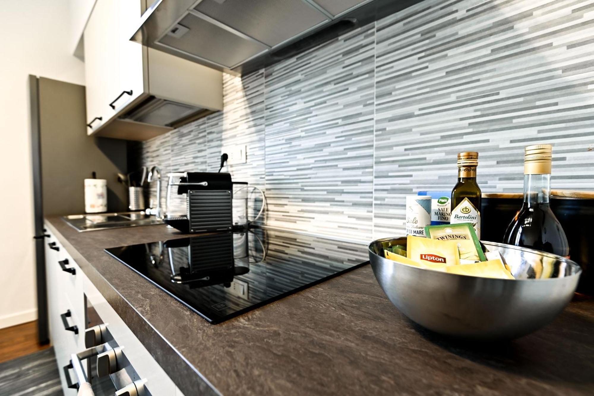 Top Living Apartments - Porta Susa Турин Экстерьер фото